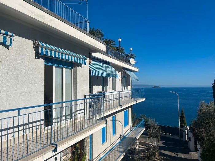 Appartamento bilocale in vendita in Via Ottone I, Fenarina Via Neghelli Collina di Ponente, Alassio
