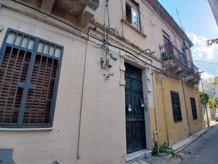Appartamento trilocale in vendita in Via Santa Marta, Viale Italia Montepiselli, Messina
