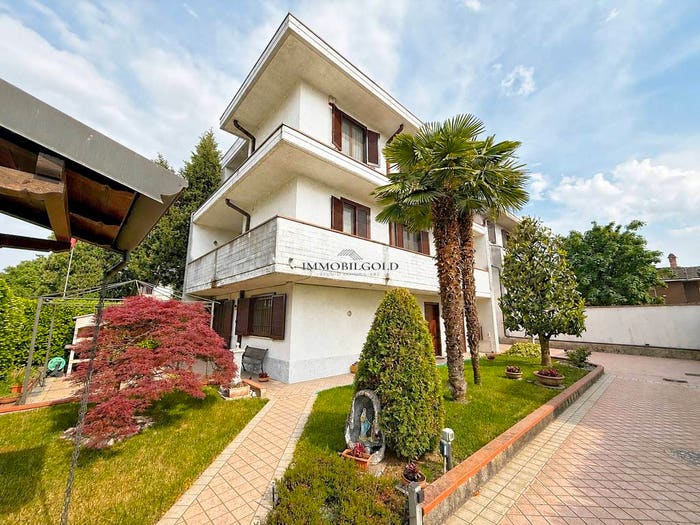 Casa quadrilocale in vendita in Via Gamberina, Vigano, Gaggiano
