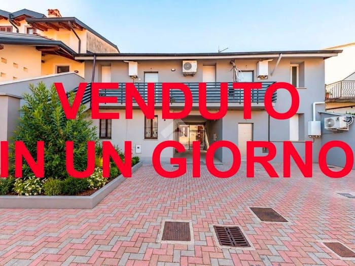 Appartamento bilocale in vendita in Via Roma, Centro, Arese