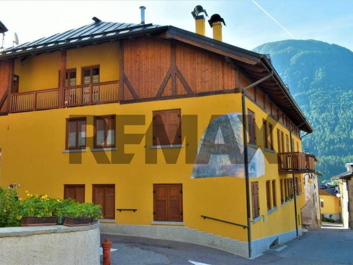 Appartamento trilocale in vendita in Monclassico, Dimaro Folgarida