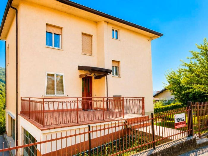 Casa con 5 locali in vendita in Via Europa, Berbenno