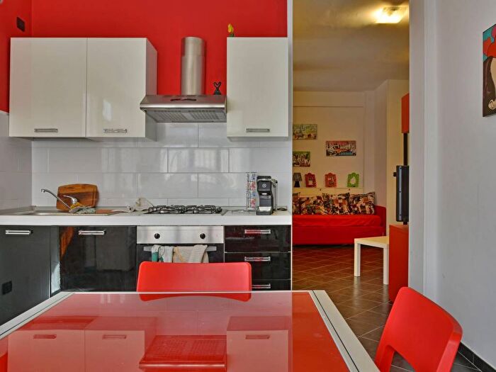 Appartamento bilocale in vendita in Largo Ludovico Ariosto, Centro, Loano