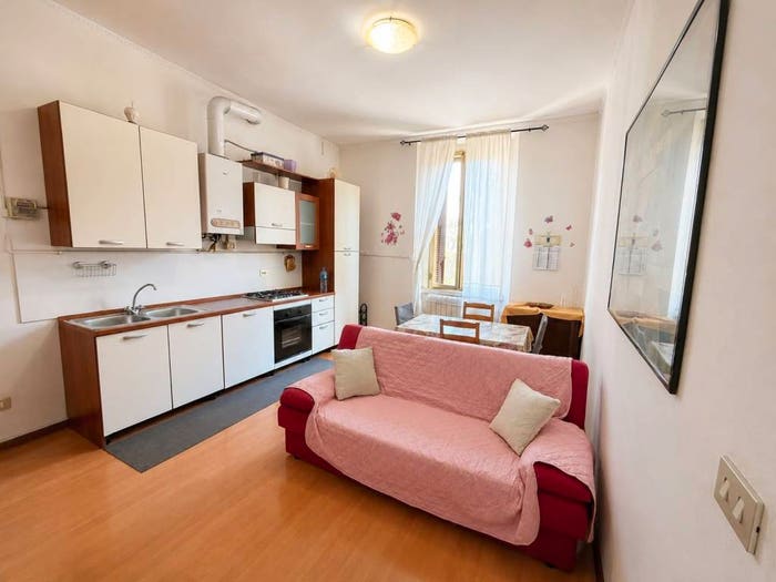 Appartamento bilocale in vendita in Via San Carlo Borromeo, Centro, Rho