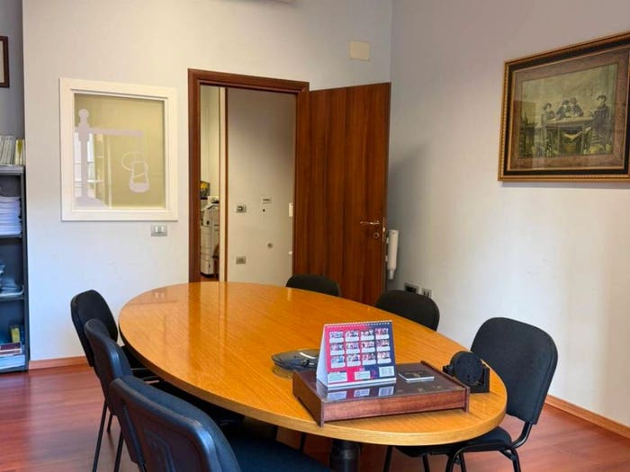 Appartamento quadrilocale in vendita in Via Macomer, Villanova, Cagliari