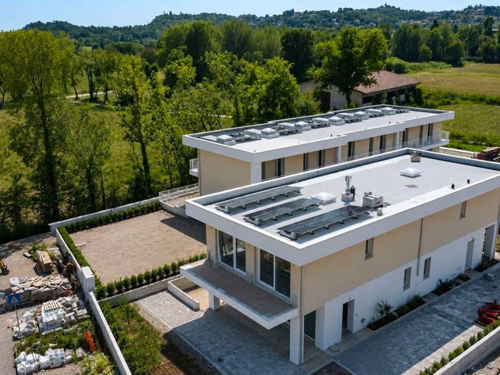 Casa quadrilocale in vendita in Via Posteghe, Crociale, Manerba del Garda