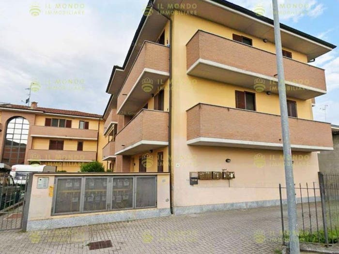 Appartamento trilocale in vendita in Centro, Crespiatica