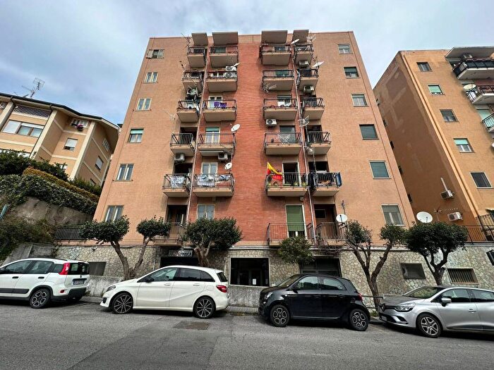 Appartamento quadrilocale in vendita in Viale dei Bizantini, Sala, Catanzaro