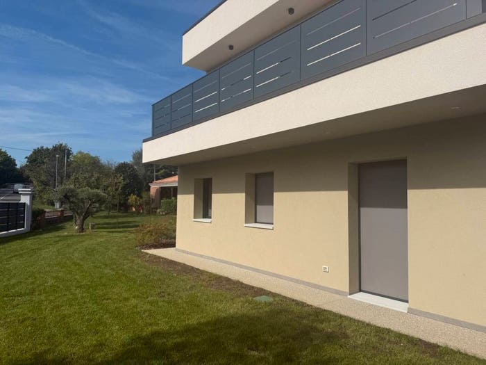 Appartamento trilocale in vendita in Via Della Valle, Scomigo, Conegliano