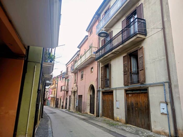 Appartamento bilocale in vendita in Via Guglielmo Marconi, Chiusano di San Domenico