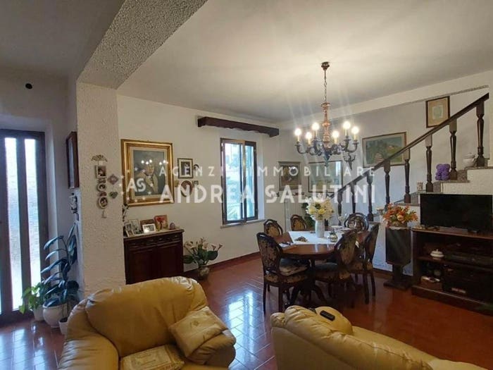 Casa con 5 locali in vendita in Via Galileo Galilei, Cascine La Croce, Buti