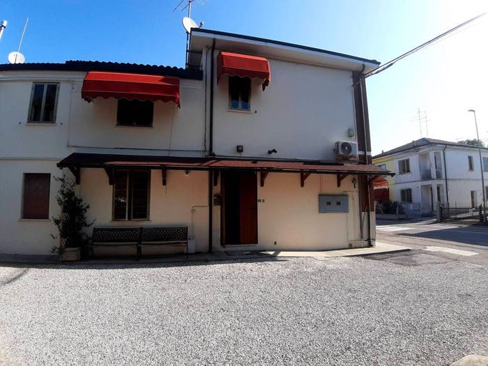 Casa con 6 locali in vendita in Via Ladino, Porotto Cassana, Ferrara