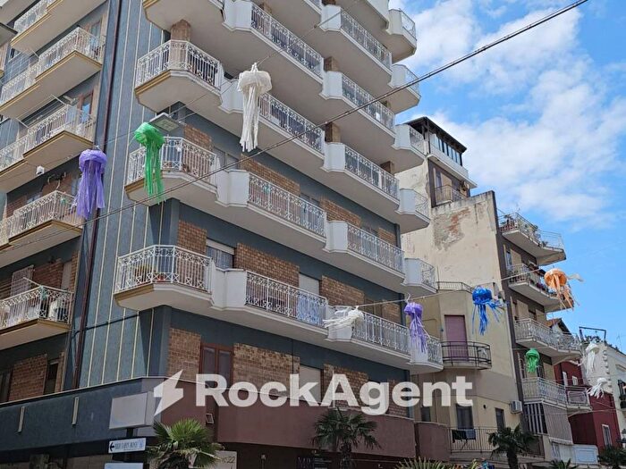 Appartamento quadrilocale in vendita in Via Biliardo, Centro, Margherita di Savoia