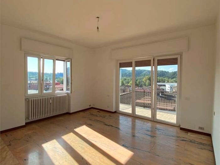 Appartamento trilocale in affitto in Via Martiri della Libertà, Centro, Sorisole