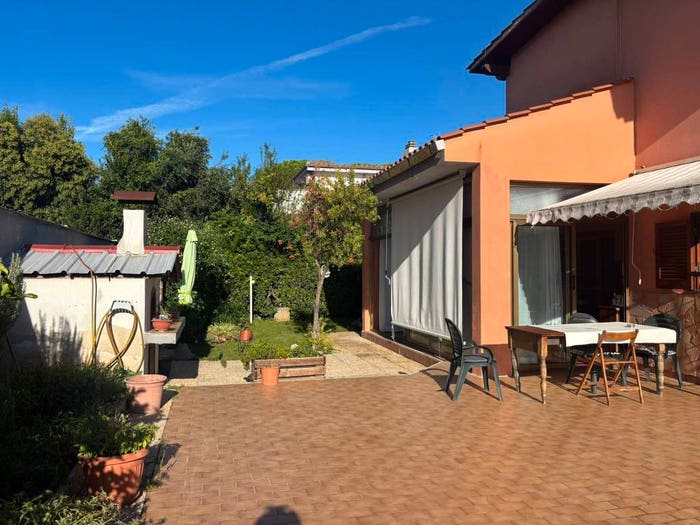 Casa con 6 locali in vendita in Via delle Ortensie, San Gordiano, Civitavecchia
