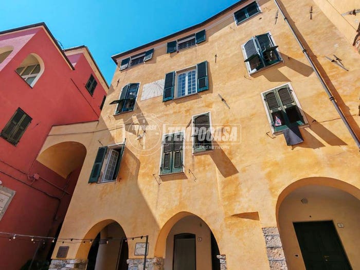 Appartamento quadrilocale in vendita in Salita al Castello, Cervo