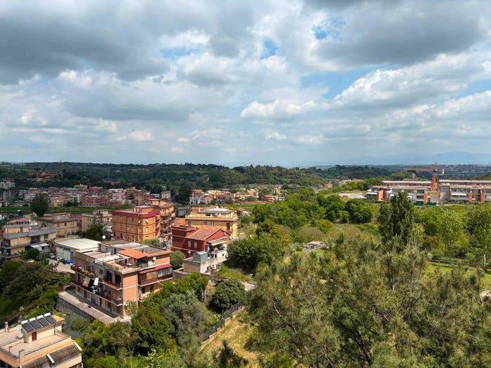 Appartamento quadrilocale in vendita in Via Trasaghis, Labaro, Roma