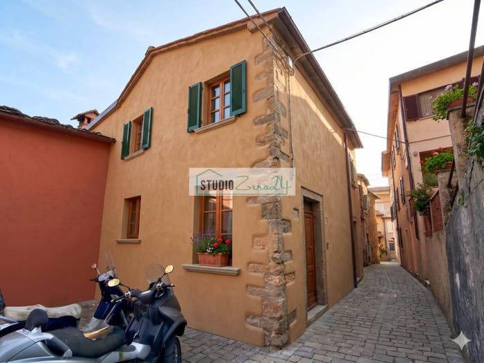 Casa trilocale in vendita in Retignano, Stazzema