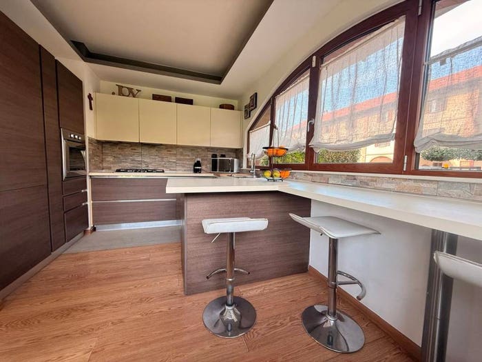 Casa con 6 locali in vendita in Via della Valle, Cascina Valle Stazione Di Carimate, Carimate