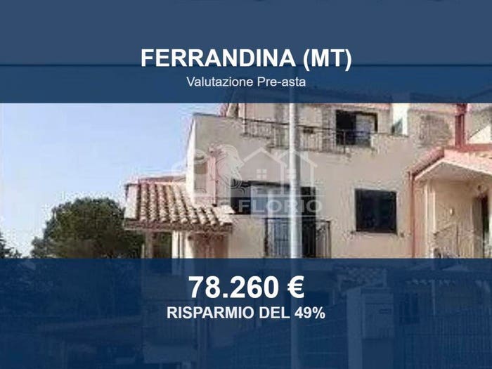 Appartamento con 6 locali in vendita in Piazza Santa Maria sc, Centro, Ferrandina