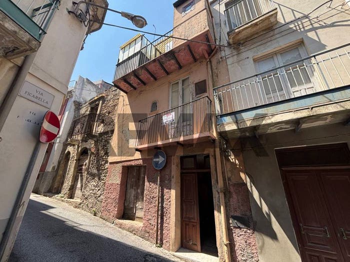 Appartamento quadrilocale in vendita in Corso Italia, Centro, San Pier Niceto