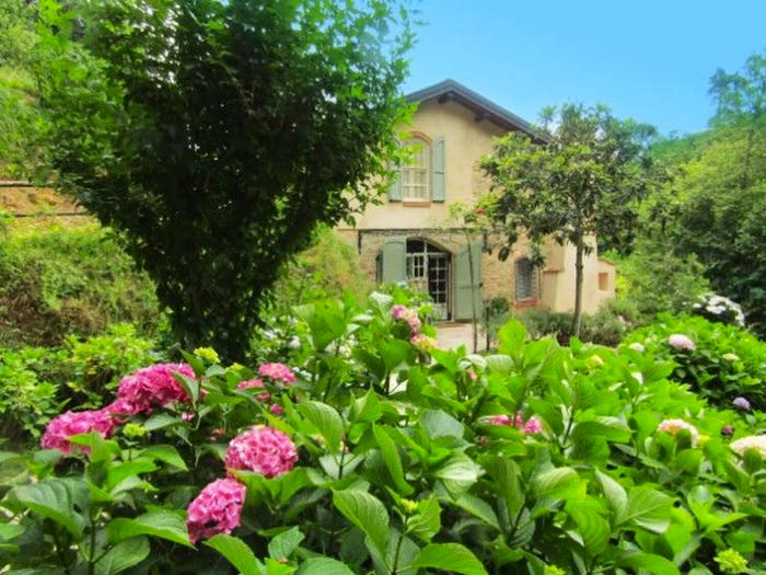 Casa con 6 locali in vendita in Camaiore Paese, Camaiore