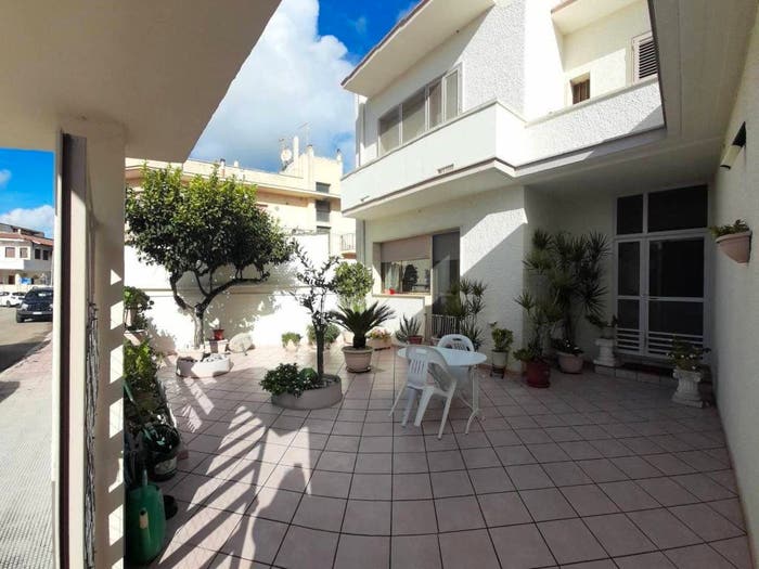 Appartamento con 6 locali in vendita in Via Lucania, Cellino San Marco