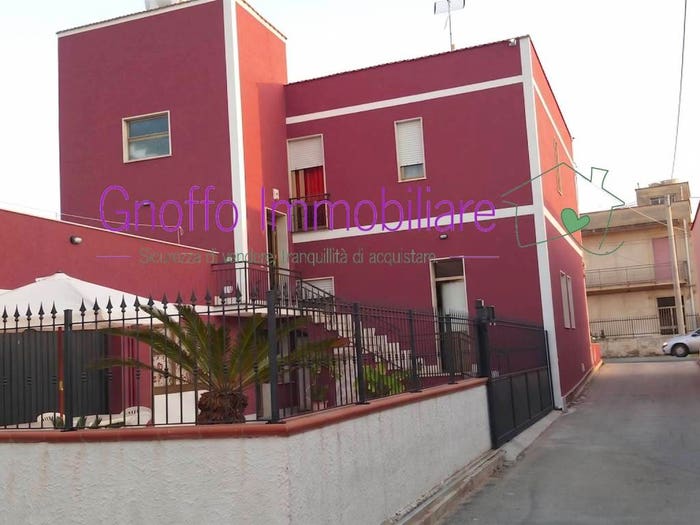 Casa con 6 locali in vendita in Via Lombardo, Rilievo, Misiliscemi