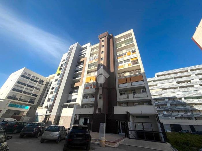 Appartamento quadrilocale in vendita in Via Onofrio Dellisanti, Zona Parco degli Ulivi, Barletta