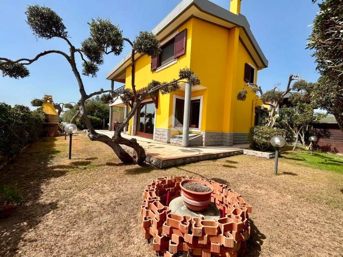Casa quadrilocale in vendita in Torre degli Ulivi Settore A, La Maddalena, Capoterra
