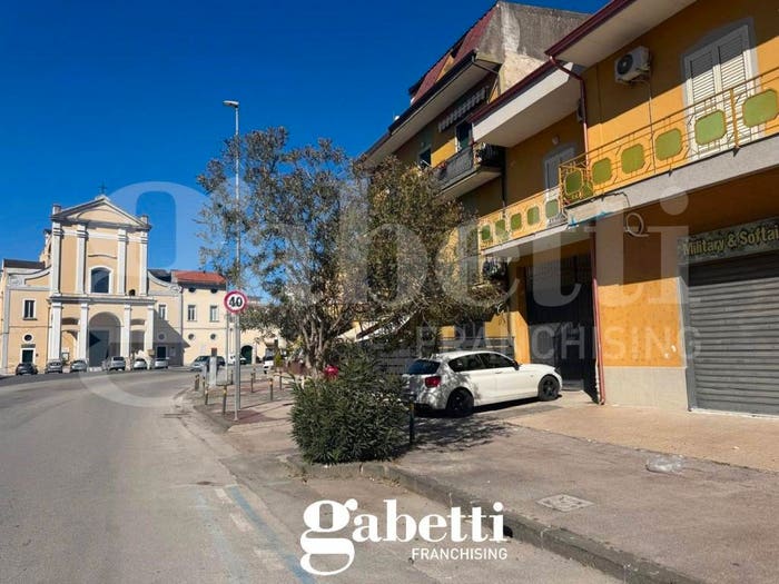 Appartamento con 5 locali in vendita in Via Fuori Porta Roma, Centro, Capua