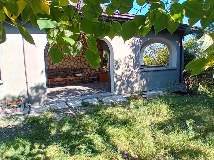 Casa con 6 locali in vendita in Strada Provinciale Leontina, San Leo