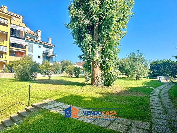 Appartamento bilocale in vendita in Via Como, Centro, Loano