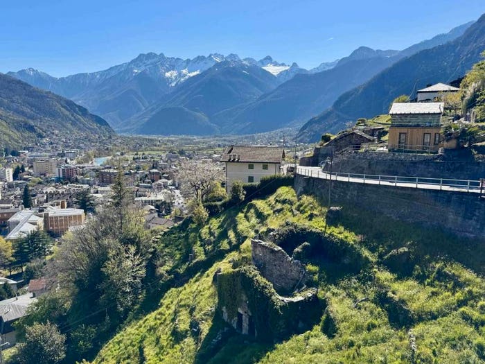 Casa bilocale in vendita in Via EVanoni, Centro, Chiavenna