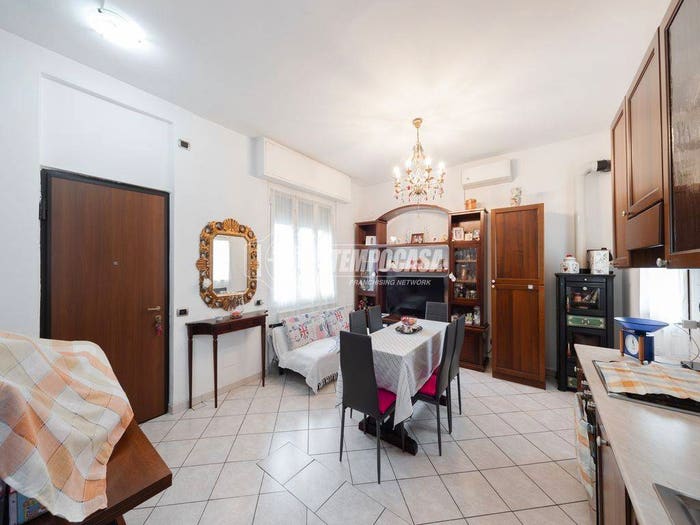 Casa trilocale in vendita in Via Antonio Meucci, Villasanta