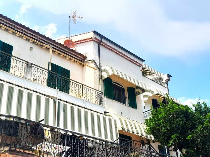 Appartamento trilocale in vendita in Via Niccolò Paganini, Centro, Pietra Ligure