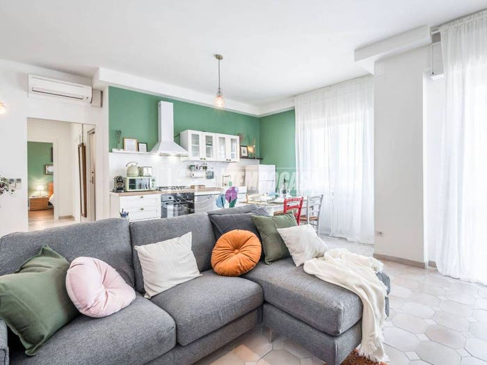 Appartamento trilocale in vendita in Via Castelmaraldo, Centro Storico, Modena