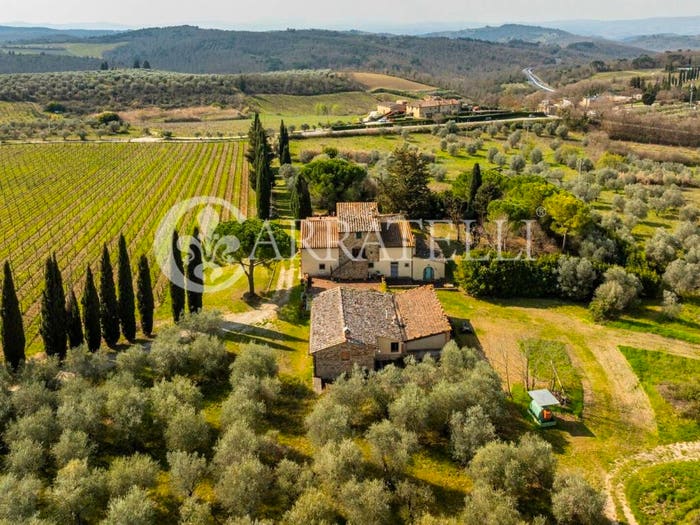 Casa con 6 locali in vendita in Piazza Sandro Pertini, San Donato, Barberino Tavarnelle