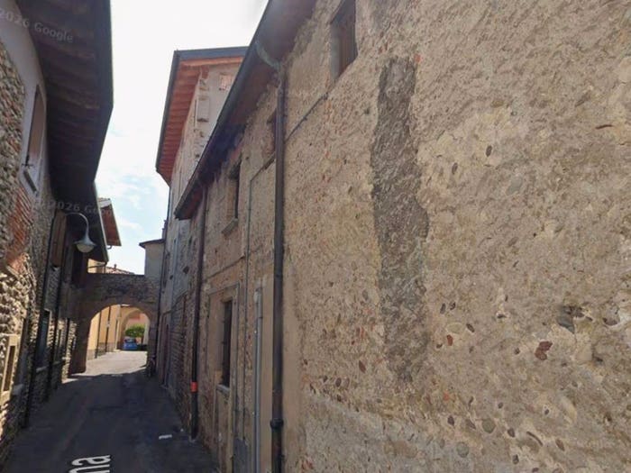 Appartamento quadrilocale in vendita in Via Roma, Albano Sant'Alessandro