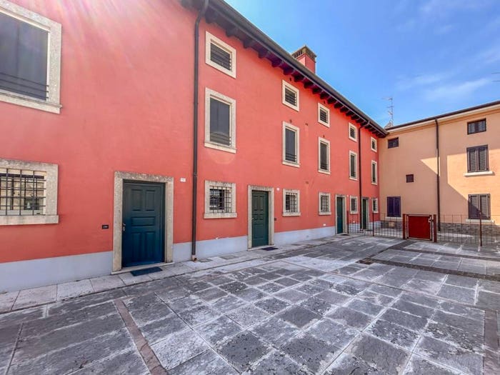 Appartamento trilocale in vendita in Via Caterina Bon Brenzoni, Centro, Mozzecane