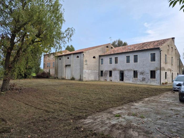 Casa con 6 locali in vendita in via paradiso, Pojana Maggiore