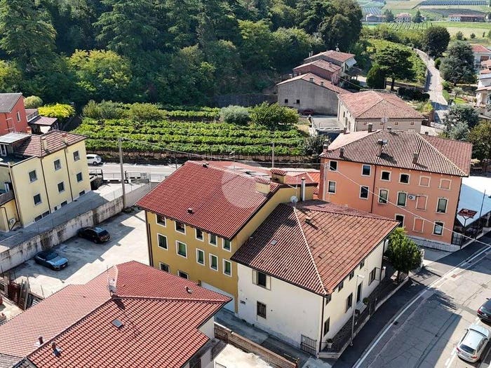 Appartamento trilocale in vendita in Via Alberone, Centro, Caldiero