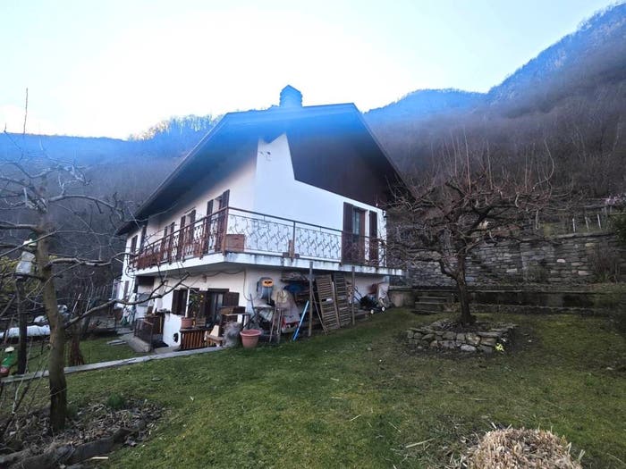 Casa quadrilocale in vendita in Via Trogo, Pallanzeno