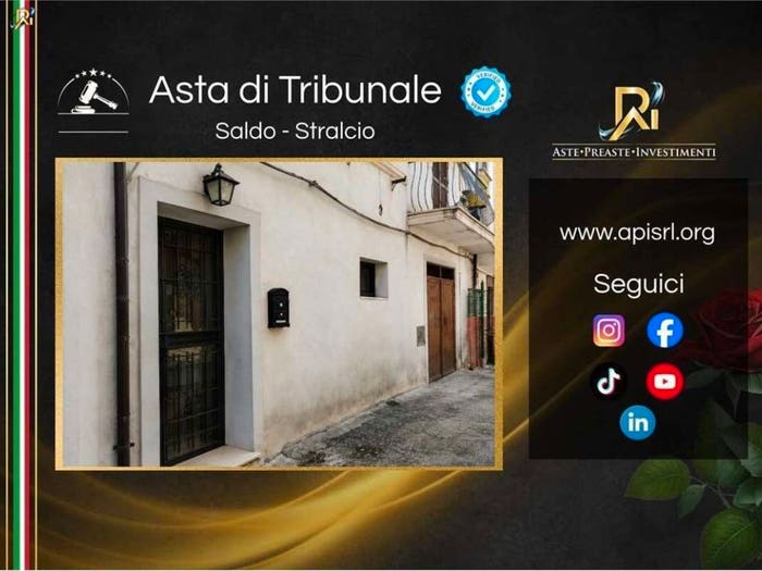 Appartamento con 6 locali in vendita in Via Ciro Menotti, Giulianello, Cori