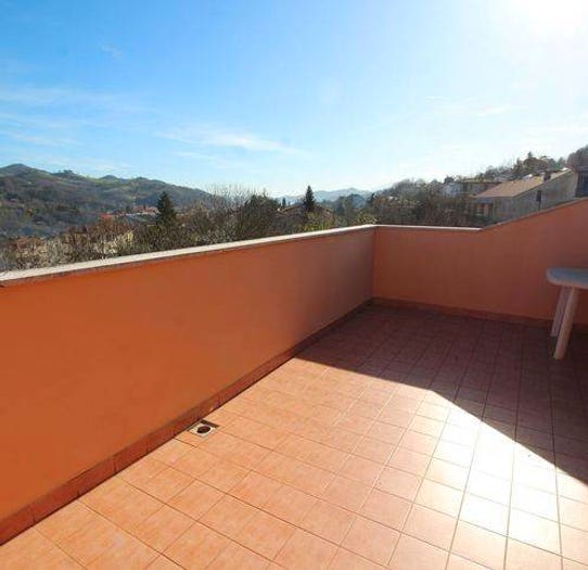 Appartamento con 5 locali in vendita in Via Giorgio Vasari, Urbania