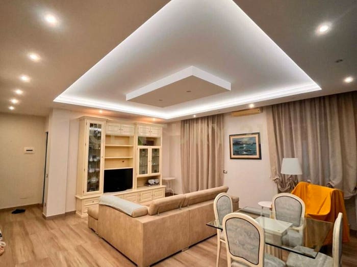 Appartamento con 5 locali in vendita in Via Rasà, Cibali, Catania