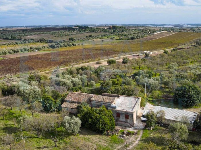 Casa con 6 locali in vendita in Via Tommaso Fazello, Centro, Noto