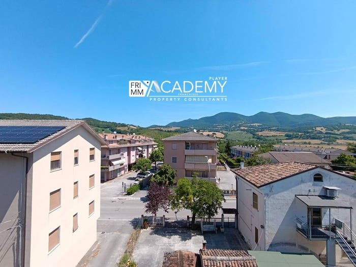 Appartamento quadrilocale in vendita in Via Lamberto Corsi, Centro, Fabriano
