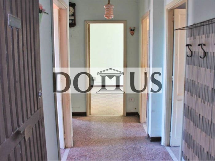 Appartamento trilocale in vendita in Via Luigi Siciliani, Sala, Catanzaro