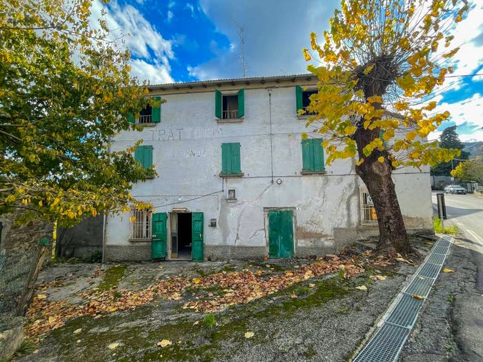 Casa con 6 locali in vendita in Via Sillaro, Belvedere, Castel del Rio